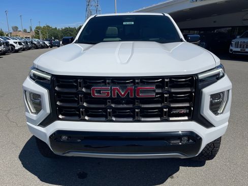 Used 2024 GMC Canyon AT4X AWD/4WD image 2