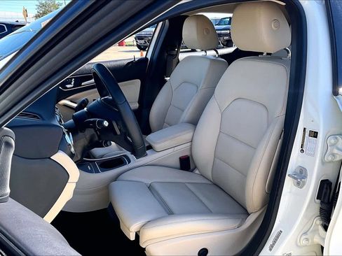 Used 2018 Mercedes-Benz GLA 250 image 8