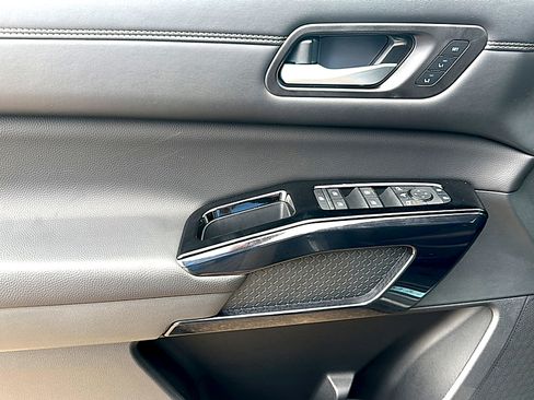 New 2026 Nissan Pathfinder Platinum w/ Cargo Package image 14