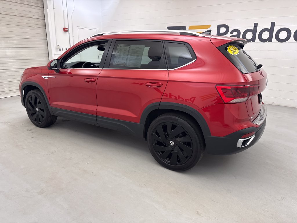 Used 2024 Volkswagen Taos SE w/ Black Wheel Plus Package AWD/4WD image 3