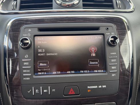 Used 2017 Buick Enclave Leather AWD/4WD image 26