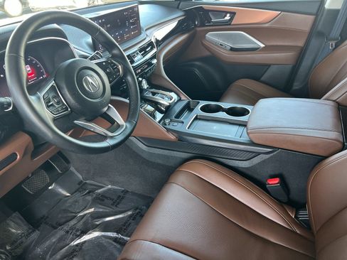 Used 2025 Acura MDX FWD w/ Technology Package image 9