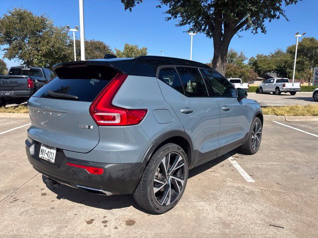 Used 2020 Volvo XC40 T5 R-Design AWD/4WD image 5