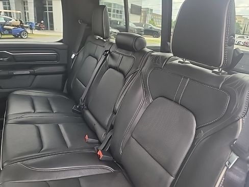 Used 2022 RAM 1500 Limited w/ Body Color Bumper Group AWD/4WD image 18
