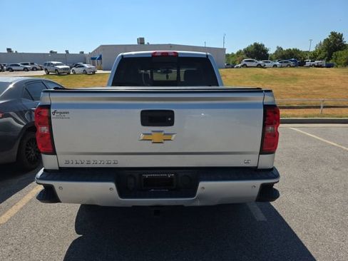 Used 2018 Chevrolet Silverado 1500 LT w/ All Star Edition AWD/4WD image 4