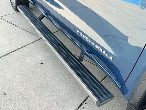 Used 2024 GMC Sierra 1500 Denali w/ Denali Reserve Package image 22