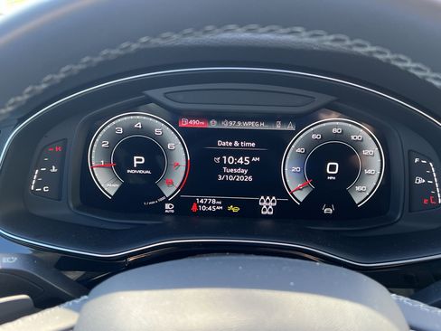 Certified 2025 Audi Q7 2.0T Premium w/ Convenience Plus Package image 21