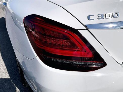 Used 2019 Mercedes-Benz C 300 Sedan image 30