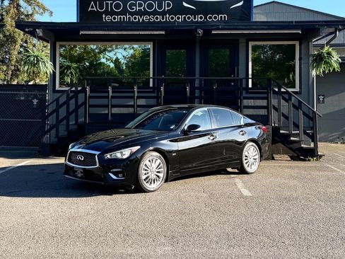 Used 2019 INFINITI Q50 Luxe w/ Cargo Package (L96) RWD image 2