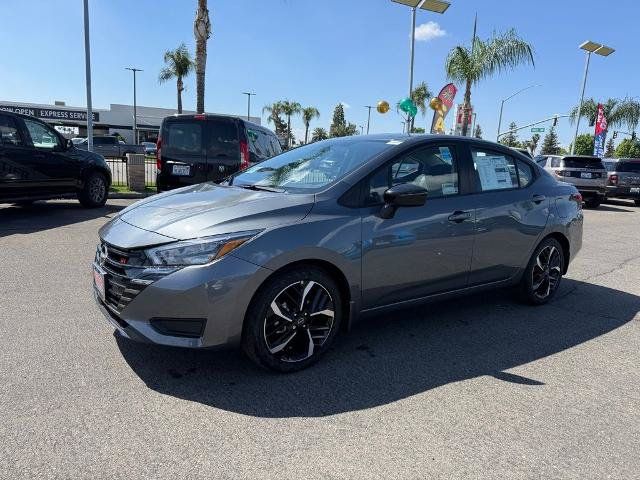 New 2025 Nissan Versa SR w/ Trunk Package FWD image 3