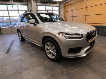 Used 2020 Volvo XC90 T6 Momentum