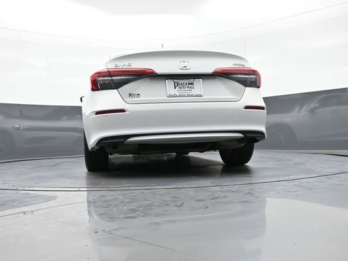 Used 2022 Honda Civic Touring image 31