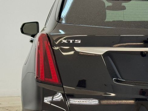 New 2025 Cadillac XT5 Premium Luxury image 13