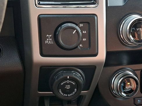 Certified 2020 Ford F150 King Ranch w/ Equipment Group 601A Luxury AWD/4WD image 24