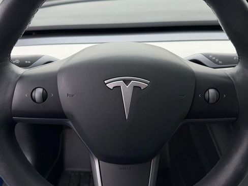 Used 2021 Tesla Model 3 Performance image 17