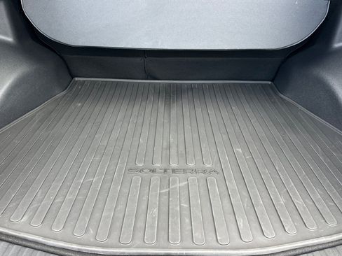 Used 2025 Subaru Solterra Premium w/ Premium Convenience Package image 18