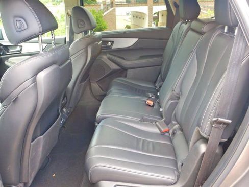 Used 2023 Acura MDX SH-AWD w/ Technology Package image 13