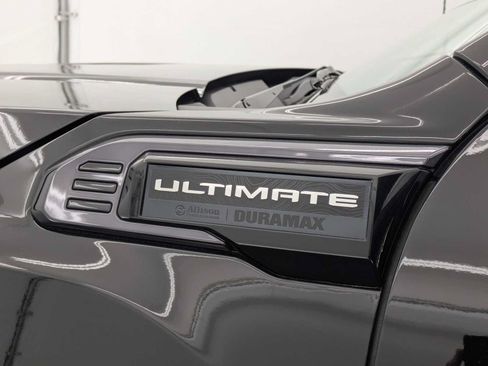 Used 2025 GMC Sierra 3500 Denali Ultimate AWD/4WD image 12