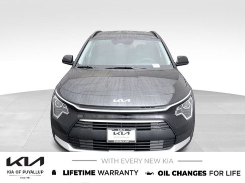 New 2026 Kia Niro LX FWD image 2