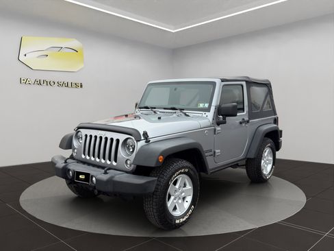 Used 2018 Jeep Wrangler Sport image 3