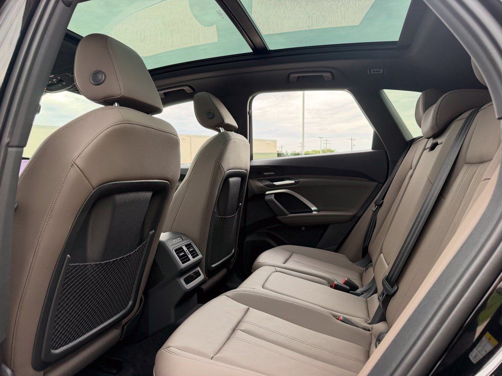 New 2026 Audi Q5 Premium Plus AWD/4WD image 32