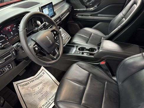 Used 2022 Lincoln Corsair Standard w/ Equipment Group 101A image 15