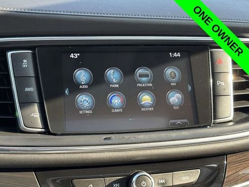 Used 2018 Buick Enclave Essence w/ Trailering Package image 18