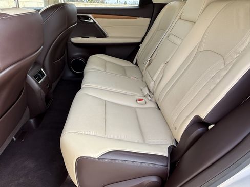 Used 2016 Lexus RX 450h FWD image 29