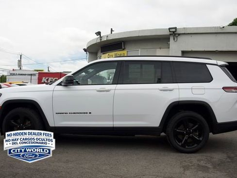 Used 2021 Jeep Grand Cherokee L Laredo AWD/4WD image 3