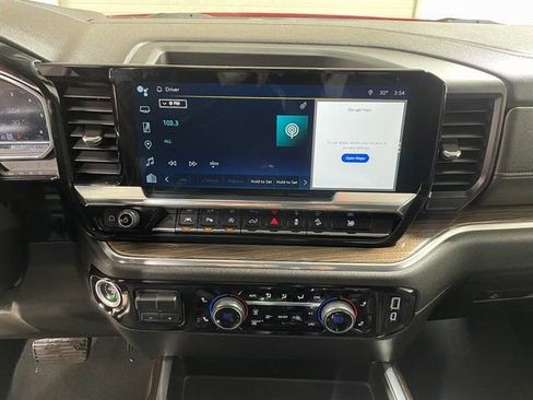 Used 2023 Chevrolet Silverado 1500 RST image 16