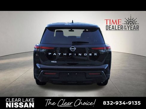Used 2024 Nissan Pathfinder S w/ Cargo Package FWD image 6