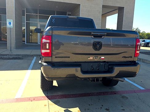 Used 2020 RAM 2500 Big Horn w/ Level 2 Equipment Group AWD/4WD image 12