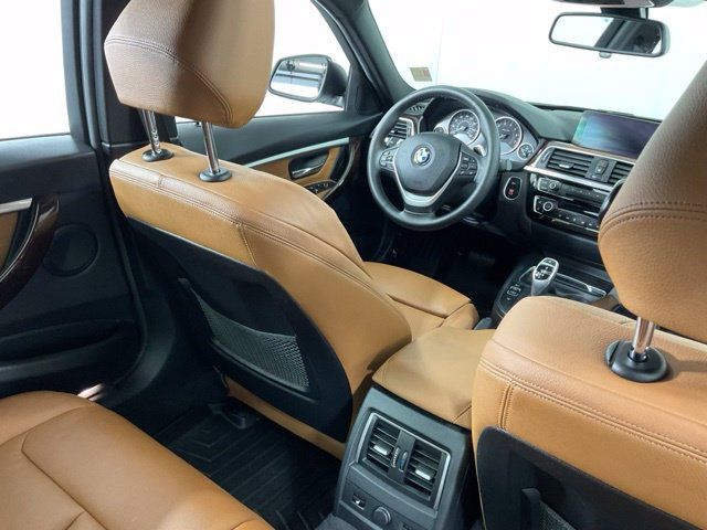 Used 2017 BMW 330i xDrive Sedan AWD/4WD image 33