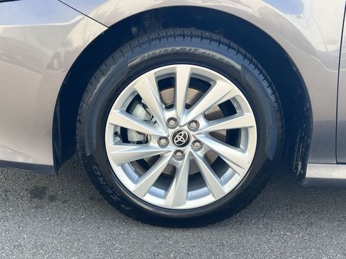 Used 2023 Toyota Camry LE AWD/4WD image 11