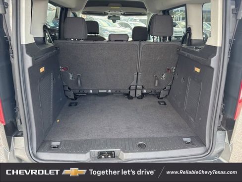 Used 2017 Ford Transit Connect XLT image 10