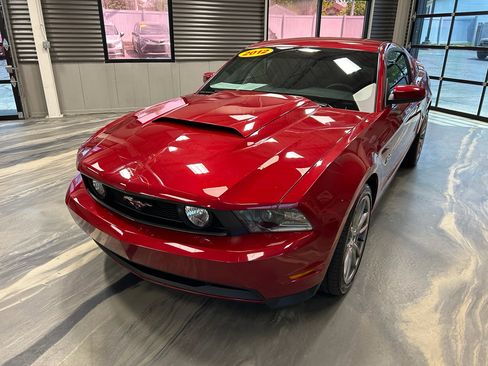 Used 2012 Ford Mustang GT Premium w/ Brembo Brake Pkg RWD image 3