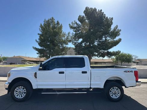 Used 2018 Ford F250 XLT w/ XLT Value Package image 1