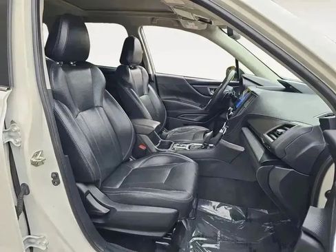 Used 2021 Subaru Forester Limited image 15