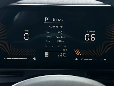 Used 2026 Kia Carnival EX image 29