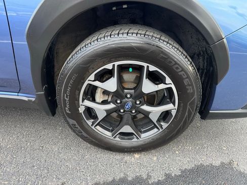 Used 2019 Subaru Crosstrek 2.0i Premium w/ Eyesight System image 25