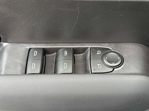 Used 2023 Chevrolet Colorado Z71 w/ Z71 Convenience Package 2 image 15