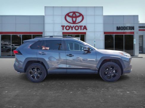 Used 2022 Toyota RAV4 TRD Off-Road AWD/4WD image 8