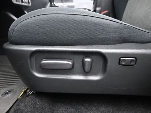 Used 2023 Toyota Tacoma TRD Sport AWD/4WD image 10