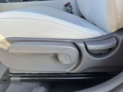 Used 2026 Hyundai Kona SEL Sport image 13