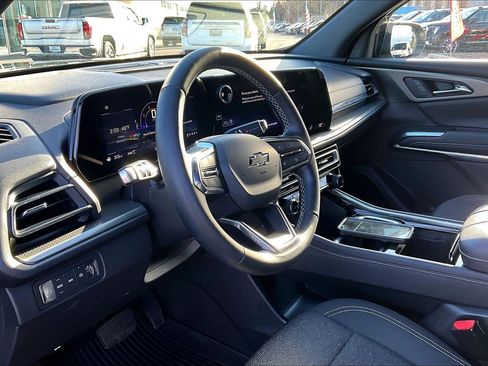 Used 2024 Chevrolet Traverse LS w/ Midnight/Sport Edition image 14