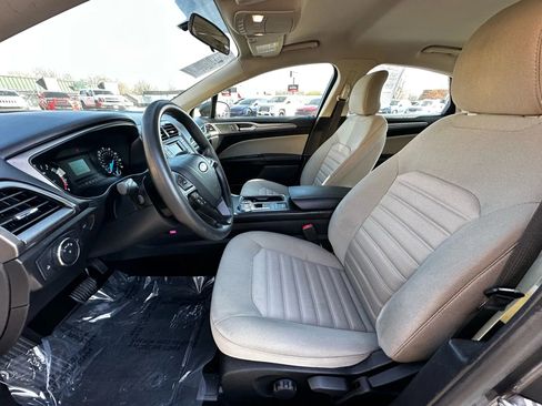 Used 2018 Ford Fusion S image 13