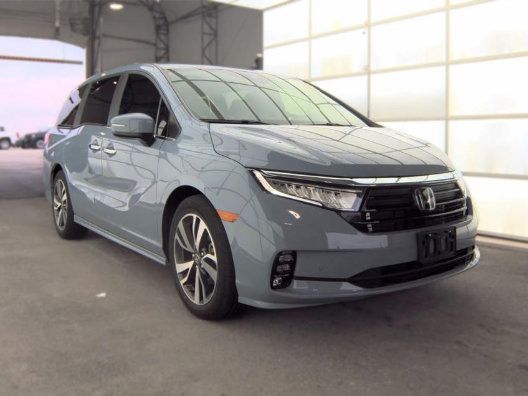 Used 2024 Honda Odyssey Touring image 1