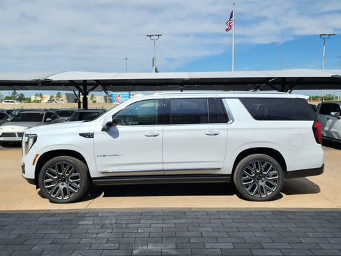 New 2026 GMC Yukon XL Denali Ultimate AWD/4WD image 6