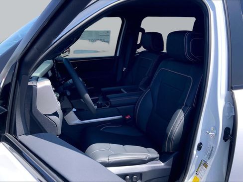 New 2026 Toyota Tundra Limited RWD image 9