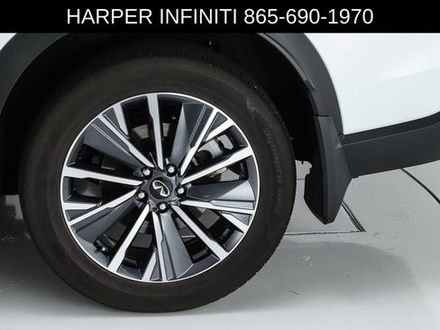 Certified 2026 INFINITI QX60 Luxe w/ Cargo Package AWD/4WD image 7